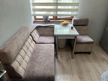 delloro mebel qonaq destleri qiymetleri: Metbex divani ve masa 70 azn. Tecili satilir. Unvan Xirdalan.
k5456~SD