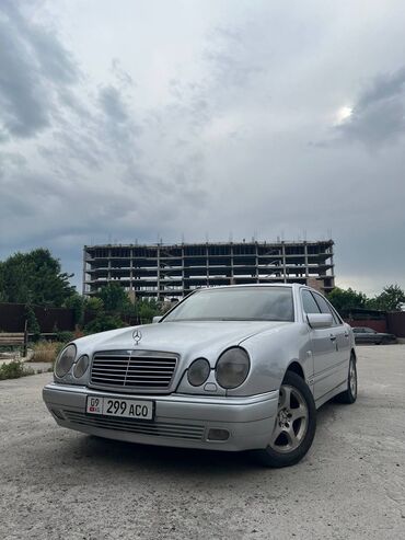 Mercedes-Benz: Mercedes-Benz E 230: 1996 г., 2.3 л, Механика, Бензин, Седан