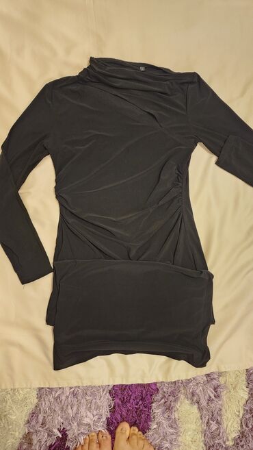 Dəstlər, kostyumlar: Qadın geyimi – qara rəngli uzunqol tunika/mini don - Model