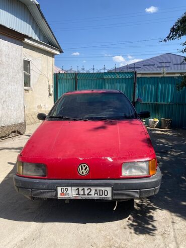 набор ключей для машины: Volkswagen Passat: 1993 г., 1.8 л, Механика, Бензин, Седан