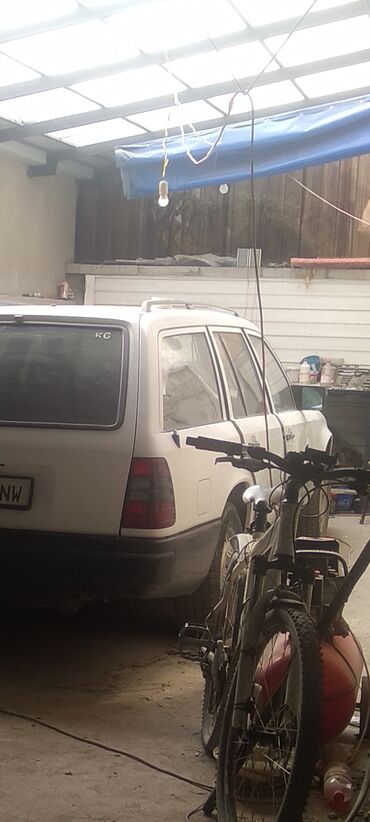 Mercedes-Benz: Mercedes-Benz W124: 1987 г., Механика, Универсал — 4