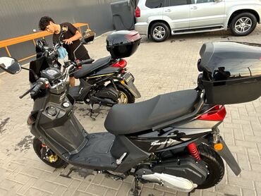 Скутеры: Скутер Yamaha, 150 куб. см, Бензин, Б/у