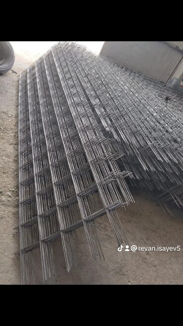 beton panel qiymətləri: Salam. Hər ölçüdə var.15x15,20x20 vəs kimi ölçülər var. Qiyməti