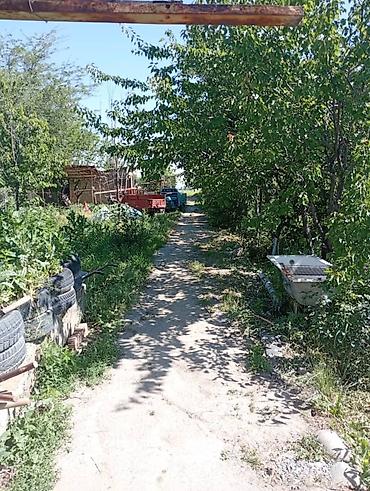 Продажа коттеджей и домов: Продаю дом совхоз ада тоо, участок 11соток, дом 4 к, кух, баня, гараж — 20