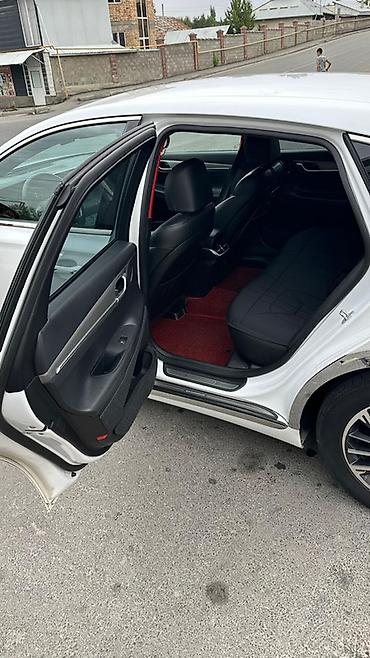 grand cherokee: Hyundai Grandeur: 2021 г., 3 л, Автомат, Газ, Седан — 8