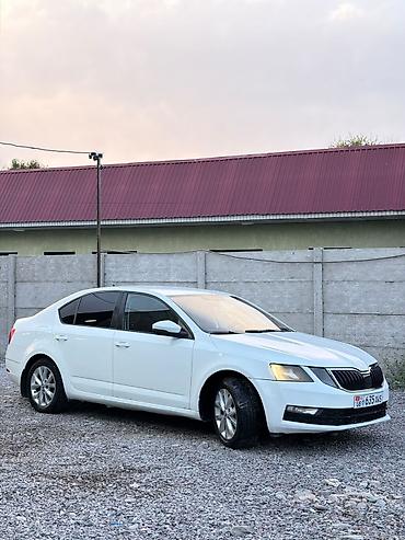 Skoda Octavia: 2017 г., 1.6 л, Автомат, Бензин, Седан at lalafo.kg Skoda Octavia: 2017 г., 1.6 л, Автомат, Бензин, Седан