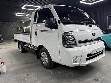 Kia: Kia BONGO: 2020 г., 2.4 л, Механика, Газ, Бус — 3