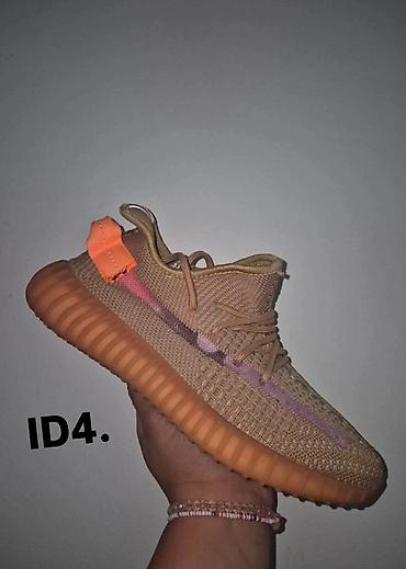 ccc.rs obuca: Yezzy lepo odradjene
Urezan boost u djonu
36-48
4500 din ❤️‍🔥
SS🖤⭐⭐ — 2
