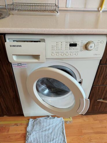 Uzunmüddətli kirayə mənzillər: Yasamal rayonu, Şərifzadə küçəsində, Abad bina, 9-mərtəbəli binanın -da lalafo.az — 9 Uzunmüddətli kirayə mənzillər: Yasamal rayonu, Şərifzadə küçəsində, Abad bina, 9-mərtəbəli binanın — 9