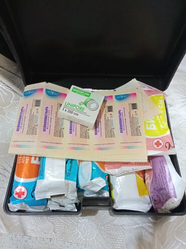 İlk yardım dəstləri: Toyota avtomobil üçün təhlükəsizlik/ilk yardım dəsti - Brend loqolu — 3