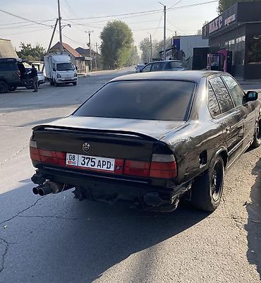 bmv e32: BMW 5 series: 1988 г., Седан — 4