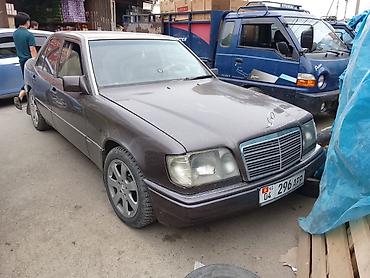 Mercedes-Benz W124: 1992 г., 2.8 л, Механика, Бензин, Седан