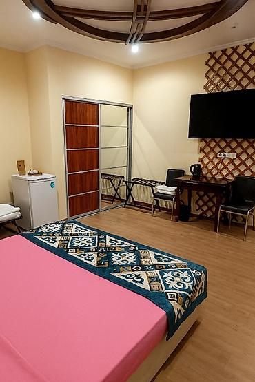 Посуточная аренда квартир: 1 комната, Телевизор, Круглосуточное заселение, Парковка — 3