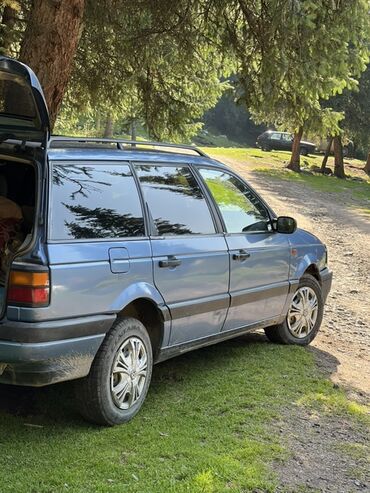 фара опель вектра б: Volkswagen Passat Variant: 1992 г., Универсал