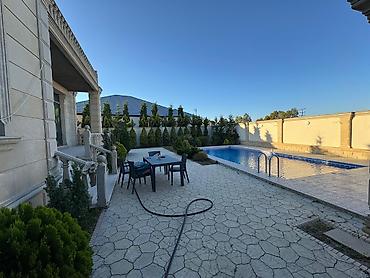 Həyət evləri və villaların satışı: 11 otaq, 350 kv. m, Təmirsiz — 26