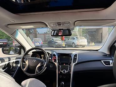 geeli coolray: Hyundai i30: 2016 г., 1.6 л, Автомат, Бензин, Седан — 3