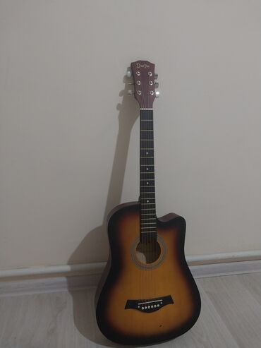 гитару sakura: Срочно продаётся акустическая гитара 38 размер в идеальном состоянии