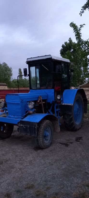 belarus 1221 ilkin odenisi: Traktor Belarus (MTZ) T28, 1989 il, 28 at gücü, motor 3.9 l, İşlənmiş