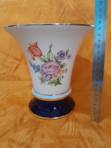 Digər dəstlər və servizlər: Qədimi qablar.Qiymətlər fərqlidir Başqa antik qablarda mövcuddur — 7