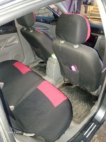 Volkswagen: Volkswagen Passat: 1.8 l | 2003 il Sedan — 8