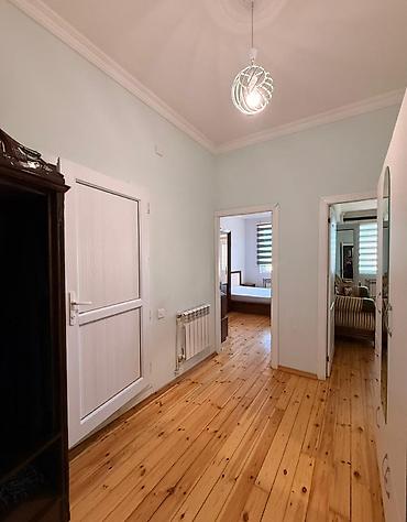 Mənzillər: 🏡 Kirayə Mənzil – İnsaatcilar metrosuna 4 dq mesafede Yasamal rayonu — 8