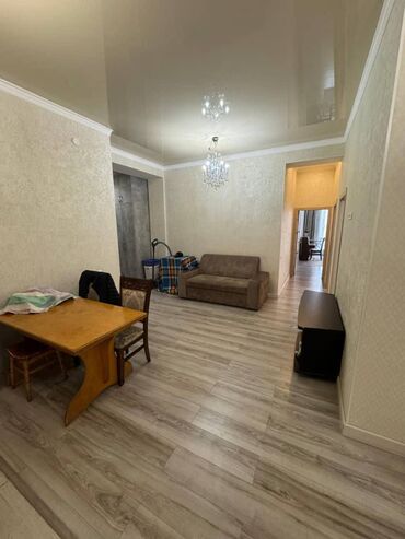 Продажа квартир: 4 комнаты, 92 м², 2 этаж — 4