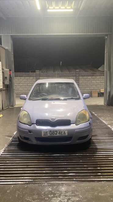 Toyota: Toyota Vitz: 2003 г., 1 л, Автомат, Бензин, Хэтчбэк