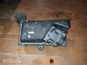 Двигатели, моторы и ГБЦ: Дизельный мотор Mitsubishi 2003 г., 1.9 л, Б/у, Оригинал — 16