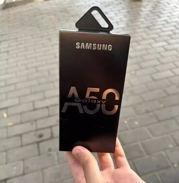 samsung c: Samsung Galaxy A50 adapteri. Mikro və Type C USB-si var. Girişi