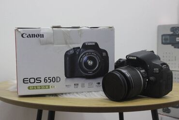 Fotokameralar: Canon EOS 650D 18-55 mm linza ile birlikde Linzada Body-de guzgude