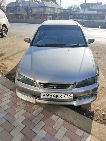 транспортер 4: Honda Accord: 1997 г., 2 л, Автомат, Бензин, Седан