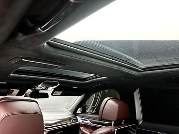 автокран купить бу: BMW 7 series: 2019 г., 6.6 л, Автомат, Бензин, Седан — 10