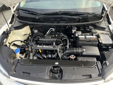 Kia: Kia Stonic: 2018 г., 1.4 л, Автомат, Бензин, Кроссовер — 6