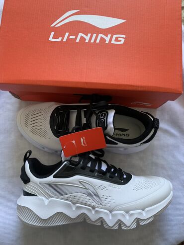 лининг кроссовки белые: Li-ning (FLEX)