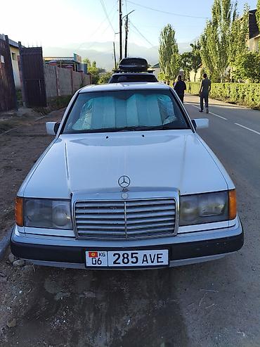 plug in: Mercedes-Benz W124: 1990 г., 2.3 л, Механика, Бензин, Седан — 2
