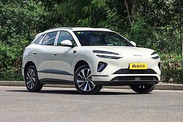byd 2025: BYD Yuan Up: 2025 г., Электромобиль, Кроссовер — 1
