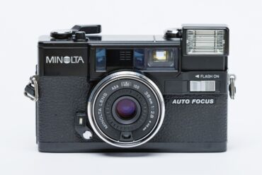камера джалал абад: Продам плёночную камеру MINOLTA HI-MATIC AF2 с фиксированным