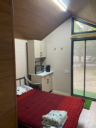 Иссык-Куль 2026: Коттедж, барн хаус ЦО Рахат, Кара-Ой (Долинка), Охраняемая территория, Парковка, стоянка — 17