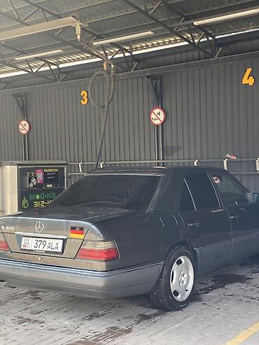 saab 93: Mercedes-Benz E-Class: 1993 г., 2.8 л, Автомат, Бензин, Седан — 2