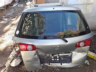 mazda 2000: Крышка багажника Mazda, 2003 г., Б/у, Оригинал — 3