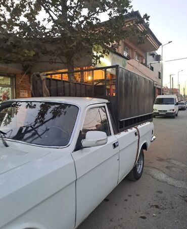 QAZ: QAZ 24 Volga: 5.5 l | 1986 il 22222 km Pikap — 3