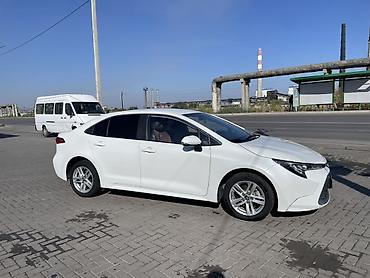Продажа авто: Toyota Levin: 2020 г., 1.8 л, Автомат, Гибрид, Седан — 2