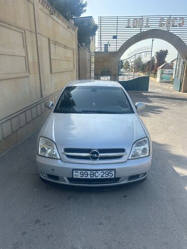 форд эскорт на запчасти: Opel Vectra: 2.2 l | 2002 il 262000 km Sedan