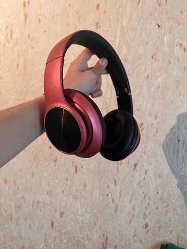 Qulaqcıqlar: İşlənmiş Simsiz (Bluetooth) Qulaqcıqlar, rəng - Çəhrayı