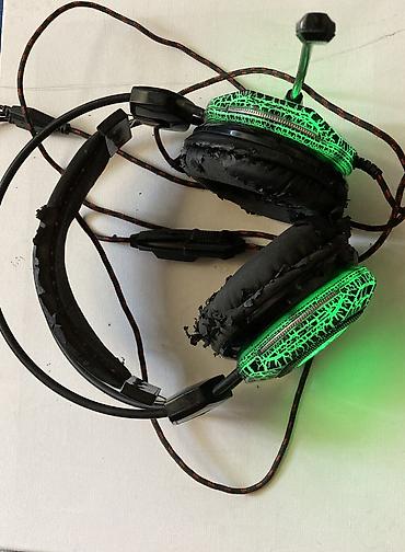 logitech superlight: Проводные накладные наушники, Б/у, цвет - Черный — 3
