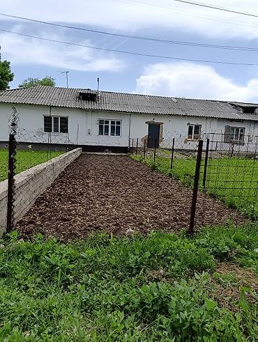 Продажа барачных домов: Продается 2х комнатная квартира барачного типа. Имеется собственная — 2