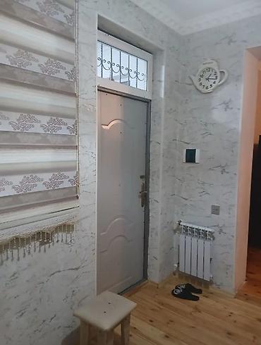 Дома: 2 otaqlı həyət evi – təmirli və mebellə - Plan: dəhlizdən girişli 2 — 9