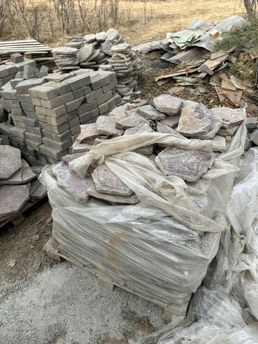 Отдам даром: Тротуарная плитка (разборка), разные формы и размеры. Описание: - — 19