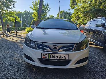 BYD: BYD E5: 2019 г., Автомат, Электромобиль, Седан — 1