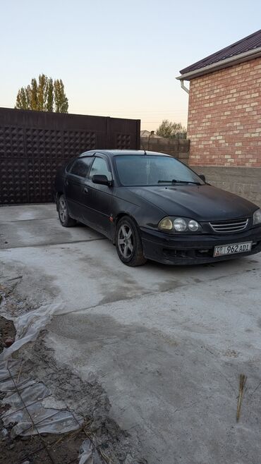 tayota 70: Toyota Avensis: 1998 г., 2 л, Механика, Бензин, Хетчбек